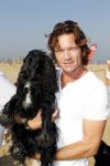 Scheveningen 2 oktober 2011
Bridget Maasland organiseert de dogwalk op het strand van Scheveningen. Sander janson met hond
Peter Smulders bv