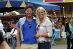 Amsterdam 21 augustus 2011
Sanne heijen met nieuwe vriend op het parade festival.
Peter Smulders bv