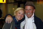 Schiphol 27 / 28 oktober 2011
Sonja Bakker en haar nieuwe vriend Jan arriveren op schiphol na vakantie naar ibiza.
Peter Smulders bv