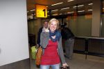 Schiphol 27 / 28 oktober 2011
Sonja Bakker en haar nieuwe vriend Jan arriveren op schiphol na vakantie naar ibiza.
Peter Smulders bv