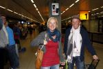 Schiphol 27 / 28 oktober 2011
Sonja Bakker en haar nieuwe vriend Jan arriveren op schiphol na vakantie naar ibiza.
Peter Smulders bv
