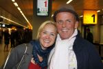Schiphol 27 / 28 oktober 2011
Sonja Bakker en haar nieuwe vriend Jan arriveren op schiphol na vakantie naar ibiza.
Peter Smulders bv