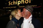 Schiphol 27 / 28 oktober 2011
Sonja Bakker en haar nieuwe vriend Jan arriveren op schiphol na vakantie naar ibiza.
Peter Smulders bv
