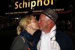 Schiphol 27 / 28 oktober 2011
Sonja Bakker en haar nieuwe vriend Jan arriveren op schiphol na vakantie naar ibiza.
Peter Smulders bv