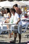 Ibiza 26 juli 2011
Wendy v Dijk met Erland Galjaard en Sem en Lizzy op het strand. Ook Martijn Amanda Bickel Jasmijn Achilles en Michelle Krabbe zijn aanwezig bij coco beach.
Matias de vriend van Vivian Reys
Peter Smulders bv