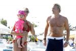 Ibiza 26 juli 2011
Wendy v Dijk met Erland Galjaard en Sem en Lizzy op het strand. Ook Martijn Amanda Bickel Jasmijn Achilles en Michelle Krabbe zijn aanwezig bij coco beach.
Peter Smulders bv