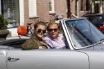 Amsterdam 20 augustus 2011
Wesly Bronkhorst met zijn vriendin Renee Gunning in Mercedes cabrio.
Peter Smulders bv