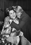 1984
ZZN (Mary Servaes Zangeres zonder Naam), wordt 65 jaar.
Met fotograaf Peter Smulders