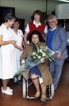 Geldrop,. 20 December 1984
ZZN uit het het Sint Anna Ziekenhuis in Geldrop
Samen op de foto met haar man Sjo Servaes
Foto Peter Smulders BV