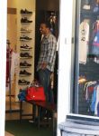 Amsterdam 11 november 2012
Estelle Cruiff en Badr Hari doen boodschappen in Amsterdam met Maxim Gullit.
Peter Smulders bv