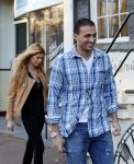 Amsterdam 11 november 2012
Estelle Cruiff en Badr Hari doen boodschappen in Amsterdam met Maxim Gullit.
Peter Smulders bv