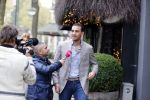 Amsterdam 12 november 2012
Badr Hari en Estelle Cruijff in de cornelis schuytstraat. Badr wordt geinterviewd door powned.
Peter Smulders bv