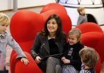 Amsterdam 13 november 2012
Presentatie Douwe Egberts sinterklaasboeken in de bibliotheek
met Carice v Houten Jan Terlouw Herman Finkers en Winston Gerschtanowitz.
Peter Smulders bv