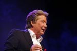 Zeist 21 november 2012
Hans Kazan krijgt prijs in het Fyji theater in Zeist.
Aanwezig zijn zijn zoons Oscar Renzo en Steven alsmede zijn schoondochters Mara en..
Peter Smulders bv