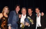 Zeist 21 november 2012
Hans Kazan krijgt prijs in het Fyji theater in Zeist.
Aanwezig zijn zijn zoons Oscar Renzo en Steven alsmede zijn schoondochters Mara en..
Peter Smulders bv