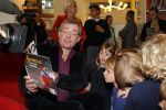 Amsterdam 13 november 2012
Presentatie Douwe Egberts sinterklaasboeken in de bibliotheek
met Carice v Houten Jan Terlouw Herman Finkers en Winston Gerschtanowitz.
Peter Smulders bv