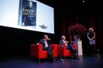 Amsterdam 24 oktober 2012
Presentatie boek/biografie Joop v d Ende in het nieuwe de la mar theater. Joop met de schrijver Herman v Gelder
Peter Smulders bv