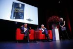 Amsterdam 24 oktober 2012
Presentatie boek/biografie Joop v d Ende in het nieuwe de la mar theater. Joop met de schrijver Herman v Gelder
Peter Smulders bv