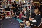 Amsterdam 13 november 2012
Presentatie Douwe Egberts sinterklaasboeken in de bibliotheek
met Carice v Houten Jan Terlouw Herman Finkers en Winston Gerschtanowitz.
Peter Smulders bv