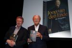 Amsterdam 24 oktober 2012
Presentatie boek/biografie Joop v d Ende in het nieuwe de la mar theater. Joop en schrijver Herman v Gelder
Peter Smulders bv