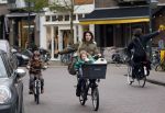 Amsterdam 3 november 2012
Kim v Kooten met haar kinderen aan het winkelen .
Peter Smulders bv