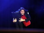 Zeist 21 november 2012
Hans Kazan krijgt prijs in het Fyji theater in Zeist.
Aanwezig zijn zijn zoons Oscar Renzo en Steven alsmede zijn schoondochters Mara en..( Magic Unlimited)
Peter Smulders bv