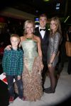 Amsterdam 4 november 2012
Premiere Shrek in het theater van de RAI. Mariska v Kolck met zoons en schoondochter
Peter Smulders bv