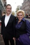 Amsterdam 24 oktober 2012
Presentatie boek/biografie Joop v d Ende in het nieuwe de la mar theater. Marjolein Touw met vriend
Peter Smulders bv