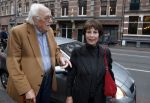 Amsterdam 24 oktober 2012
Presentatie boek/biografie Joop v d Ende in het nieuwe de la mar theater. Mies Bouwman met man Leen Timp
Peter Smulders bv