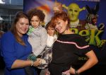 Amsterdam 4 november 2012
Premiere Shrek in het theater van de RAI. Noortje Fassaert met kinderen en zus Janna
Peter Smulders bv