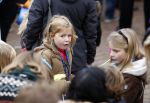 Schevenigen 17 november 2012
Prinses Maxima met Amalia Ariane en Alexia bij binnenkomst Sinterklaas in scheveningen.
Peter Smulders bv