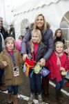 Schevenigen 17 november 2012
Prinses Maxima met Amalia Ariane en Alexia bij binnenkomst Sinterklaas in scheveningen.
Peter Smulders bv