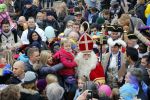 Schevenigen 17 november 2012
Prinses Maxima met Amalia Ariane en Alexia bij binnenkomst Sinterklaas in scheveningen.
Peter Smulders bv