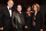 Amsterdam 11 november 2012
Premiere Zij gelooft in mij in het nieuwe de la mar. cast met oa Martijn Fischer Chantal janzen Hajo Bruins en Cees Geel. Rachel Dre en Roxeanne Hazes waren natuurlijk aanwezig.alsmede Joop v d Ende
Peter Smulders bv