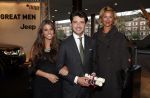 Amsterdam 27 oktober 2012
JFK gala in het okura hotel. Sander Lusink met vriendin en Nynke Wynia
Peter Smulders bv