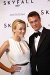 Amsterdam 28 oktober 2012
Premiere James Bond film skyfall in Tuschinski. tess Milne met broer
Peter Smulders bv