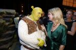 Amsterdam 4 november 2012
Premiere Shrek in het theater van de RAI. William Spaaij als shrek met Vivian Slingerland
Peter Smulders bv
