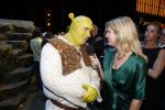 Amsterdam 4 november 2012
Premiere Shrek in het theater van de RAI. William Spaaij als shrek met Vivian Slingerland
Peter Smulders bv