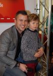 Amsterdam 13 november 2012
Presentatie Douwe Egberts sinterklaasboeken in de bibliotheek
met Carice v Houten Jan Terlouw Herman Finkers en Winston Gerschtanowitz. Winston met zoon Julian
Peter Smulders bv