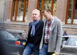 Amsterdam 25 oktober 2013
Andre v Duin met zijn partner Martin op straat in amsterdam zuid.