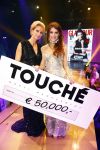 Hilversum 21 oktober 2013
Anouk Smulders presenteert de finale van Hollands next top model HNTM in studio 21 . de finalisten zijn Bo Anke Nikki en Delorian. Nikki wordt uiteindelijk HNTM.