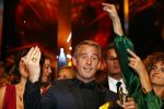 Amsterdam 18 oktober 2013
Art Rooijakkers wint met wie is de mol de televizierring.