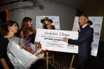 Amsterdam 22 oktober 2013
Presentatie bachelor List van Jackie in het Art Hotel. Marvy Rieder en hoofdredaktrice Suzanne Arbeid reiken de prijs uit aan winnaar Barry Atsma