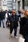 Amsterdam 8 november 2013
Sylvie Meis opent de nieuwe concept store van Hunkemoller op de leidse straat in Amsterdam. Bastiaan v Schaijk met wandelstok