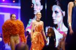 Hilversum 21 oktober 2013
Anouk Smulders presenteert de finale van Hollands next top model HNTM in studio 21 . de finalisten zijn Bo Anke Nikki en Delorian. Nikki wordt uiteindelijk HNTM.