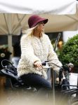 Amsterdam 25 oktober 2013
Chantal janzen op de fiets in amsyterdam.