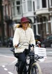 Amsterdam 25 oktober 2013
Chantal janzen op de fiets in amsyterdam.