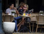 Amsterdam 22 oktober 2013
Connie Breukhoven op terras met haar zoon Marvin