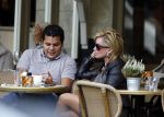 Amsterdam 22 oktober 2013
Connie Breukhoven op terras met haar zoon Marvin