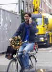 Amsterdam 25 oktober 2013
Cornald Maas op de fiets in amsterdam